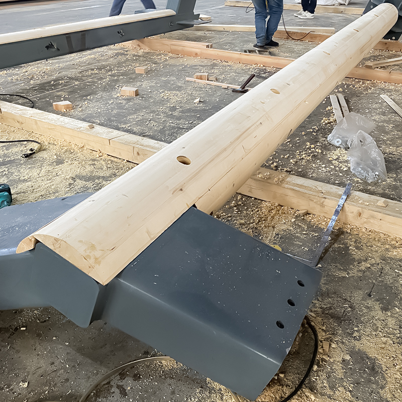 소나무 원형 글루람 기둥